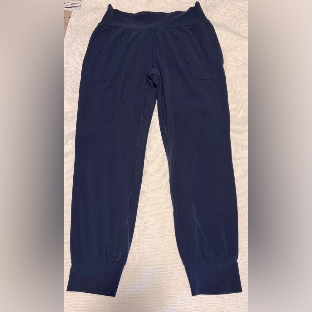 Athleta Salutation Joggers